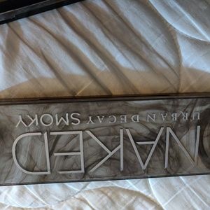 Naked smoky pallette